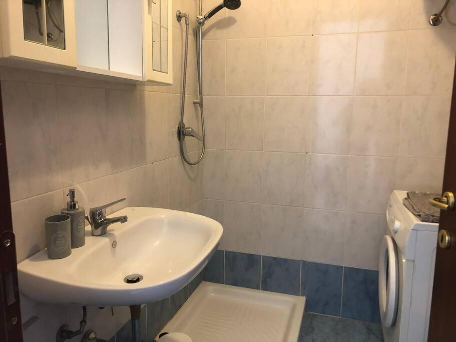 Apartament Mini Sarpi Mediolan Zewnętrze zdjęcie